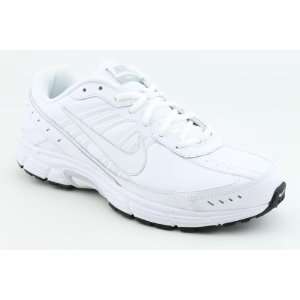 NIKE DART 8 LEATHER (MENS): Sports & Outdoors