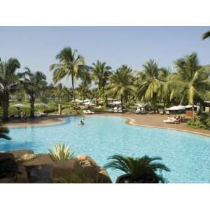  Swimming Pool at the Leela Hotel, Mobor, Goa, India 