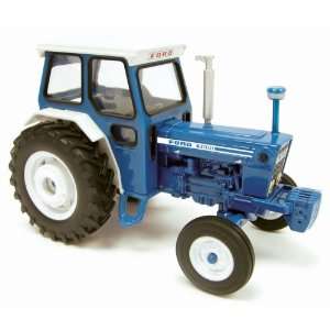 1:32 Ford 7600 Tractor: Toys & Games