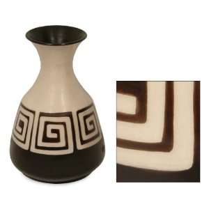 Ceramic vase, Lineal Spiral  Home & Kitchen