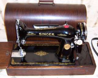 1933 Singer model 66 Sewing Machine Gold Filigree Scrolling~loaded a 