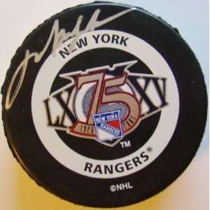 Mark Messier Signed Puck   75th anniversary STEINER   Autographed NHL 