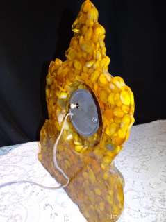 Mid Century Modern Gold Lanshire Rock & Stone Lucite Mantle Clock 