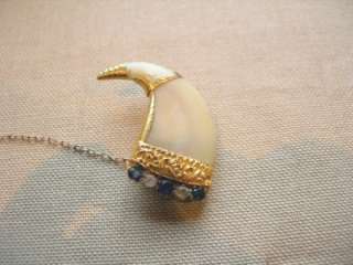Victorian 18ct Gold & Sapphire Mounted Large Cat Claw Brooch  