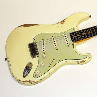 Fender Custom Shop 1959 Stratocaster Heavy Relic in Vintage White w 