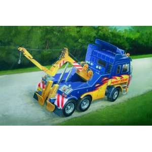  Scania 143R Wrecker Tow Truck Italeri: Toys & Games