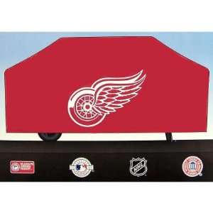  RED WINGS OFFICIAL LOGO BARBECUE GRILL COVER: Sports & Outdoors