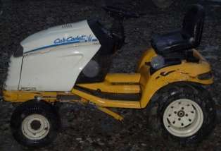 1998 Cub Cadet HDS 3225 w/Kohler CH22S 22hp Engine w/54 Mowing Deck