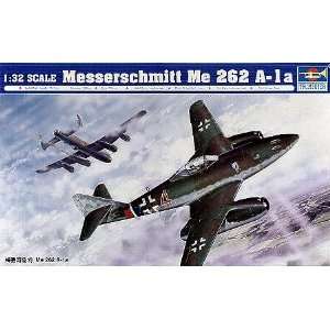   Me262A1a Fighter 1 32 Model Kit by Trumpeter: Toys & Games