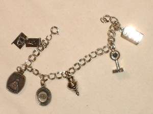 VINTAGE TOPS CLUB WEIGHT LOSS CHARM BRACELET  