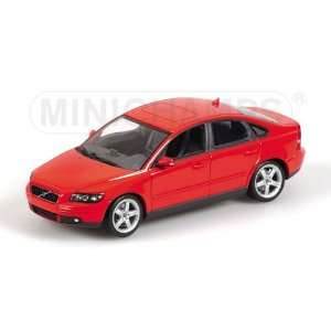  VOLVO S40 2003 in RED Diecast Model Car in 143 Scale by 