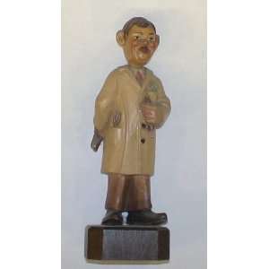  Anri 8 Wooden Dentist Figure (Made in Italy) Everything 