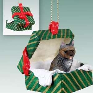   : Cairn Terrier Green Gift Box Dog Ornament   Brindle: Home & Kitchen