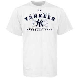   : Majestic New York Yankees White Next Up T shirt: Sports & Outdoors