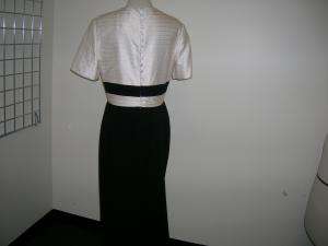 BADGLEY MISCHKA ivory and black gown 12 SO CHIC  