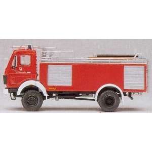  Preiser 31178 Mercedes Benz Tank Pumper Fire Engine: Toys 