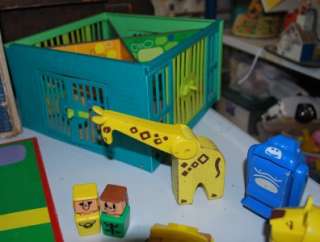 VINTAGE PLAYSKOOL LITTLE PEOPLE LOCK UP ZOO SET w/ BOX  