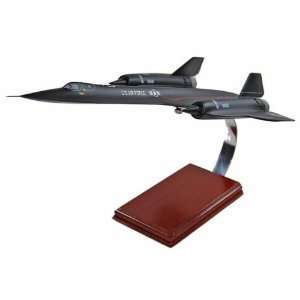    Scale Model SR 71A Blackbird USAF Model Airplane Toys & Games