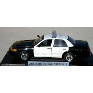    Motormax 1/18 Black & White Ford Crown Vic Police Car Toys & Games