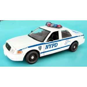  Motormax 1/24 NYPD New York City Police FCV: Toys & Games