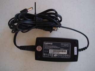 Authentic GATEWAY Laptop AC Adapter Power Supply  