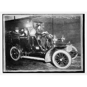  Photo Frau Papp driving taximaster auto, Berlin 1900: Home 