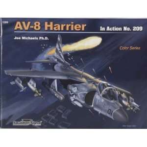  Squadron/Signal Publications AV8 Harrier in Action (Full 