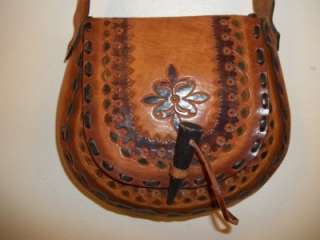 Vintage Brown Tooled Leather Wood Peg Shoulderbag Purse  