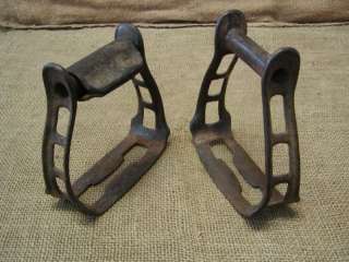 Vintage Cast Iron Stirrups Antique Old Horse Bits Metal  