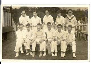 THE LOCAL CRICKET TEAM   OLD PHOTO POSTCARD  