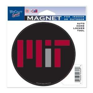  MIT (Massachusetts Institute of Tech) Magnets indoor 