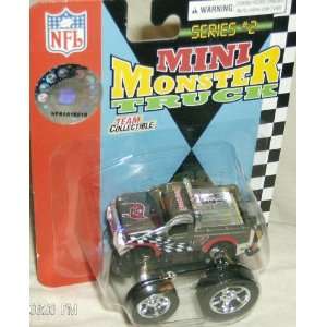 Bay Buccaneers 2004 Mini Monster Truck NFL Diecast Fleer Football Team 