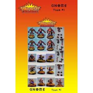 Gnome Fantasy Football Miniatures Team #1: Toys & Games