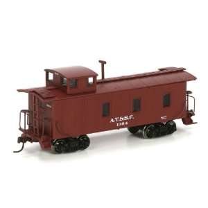  Roundhouse HO RTR 30 3 Window Caboose, SF #13 RND84380 