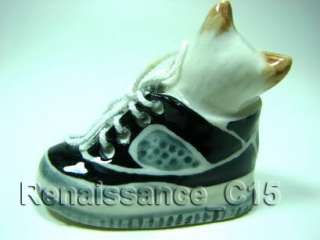 Figurine Miniature Animal Ceramic Statue Cat and Shoe#3  