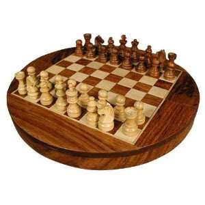  Sheesham Wood Round Magnetic Folding Chess Set: Sports 