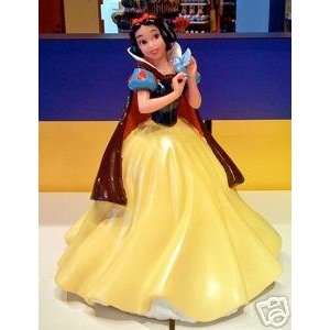 Snow White Bank Figurine (Walt Disney World Exclusive 