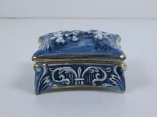   Capodimonte Italy Trinket Jewelry Box Cherubs in Bas Relief  