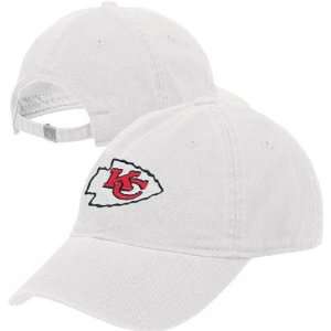  Kansas City Chiefs Womens  White  Adjustable Slouch Hat: Sports