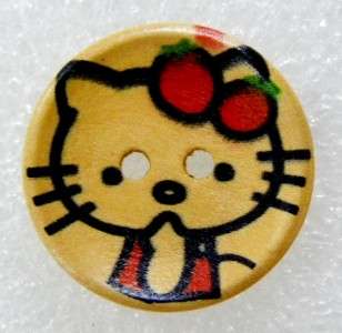 18 CUTE HELLO KITTY STRAWBERRY WOOD SEWING BUTTONS C405  