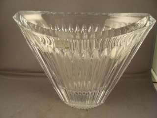 MIKASA SLOVENIA CRYSTAL FAN SHAPED PANEL DESIGN VASE  