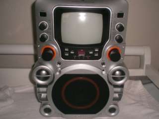 GPX JM250S 5.5 Black & White Monitor CD+G Karaoke Party Machine  