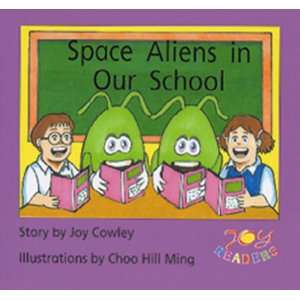  SPACE ALIENS IN OUR SCHOOL (DOMINIE JOY READERS 