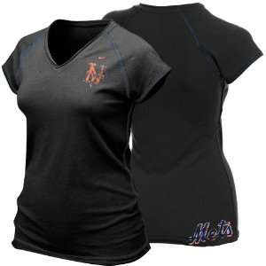   New York Mets Ladies Black Bases Loaded T shirt: Sports & Outdoors
