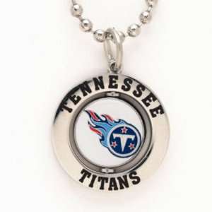 TENNESSEE TITANS OFFICIAL LOGO MEDALLION NECKLACE:  Sports 
