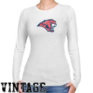 Houston Cougars T Shirt  Houston Cougars Ladies White Distressed Logo 