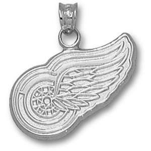   Detroit Red Wings Pendant w/ Logo Design NEW GEMaffair Jewelry