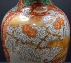 Tall Japanese late Edo Period IMARI Vase  