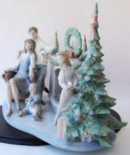 Large Lladro Family Christmas w Wooden Base  