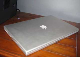 Apple MacBook Pro 17 Laptop (Feb, 2008) NR +EXTRAS Speck, Stand 